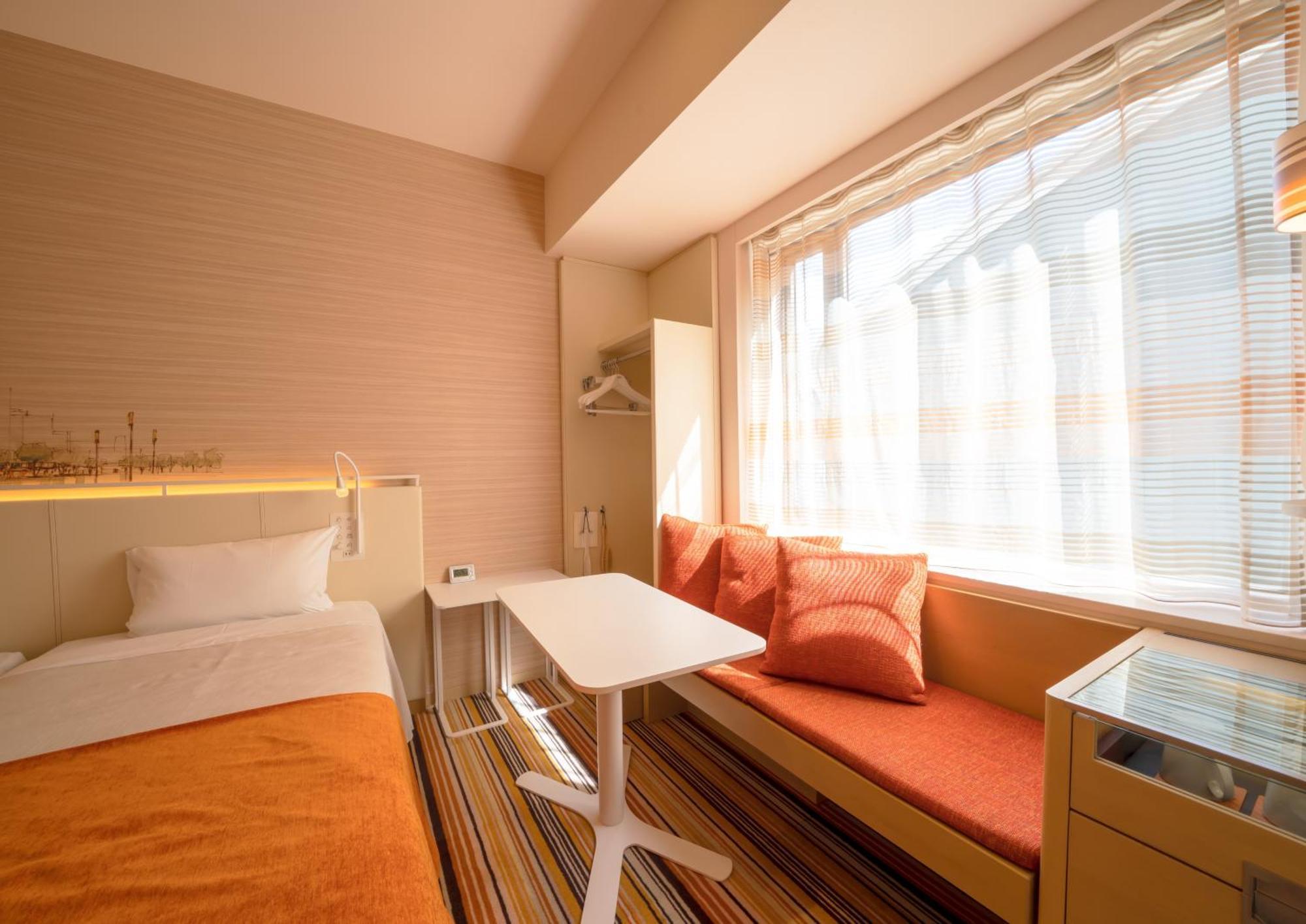 Triple Room 5th Floor Non Smoking